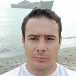 razvan, 36, 