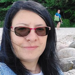 Nadiia, , 42 