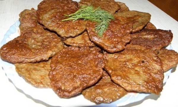 Отличные печёночные котлеты.Ингредиенты:500 г куриной печени1 луковица1-2 зубчика чеснока1 яйцо5 ...