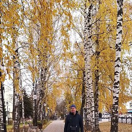 Eduard, , 51 