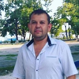 Олег, 40, Першотравенск