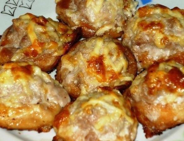 Фаршированные сушки. Такие сушки являются довольно оригинальной закуской. Их можно сделать к любому ...