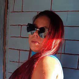 Yusnelqui, 40, 