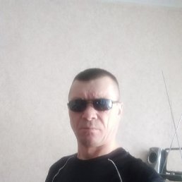 Damir, 51 , 