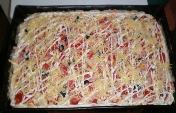 Есть пицца тонкая, а есть пицца вкусная! Данный рецепт пиццы особенно понравится любителям домашней ... - 4