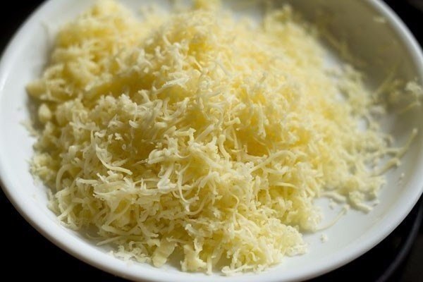 БУТЕРБРОДЫ С ЧЕСНОКОМ И СЫРОМ.ИНГРЕДИЕНТЫ: 1 шт. хлеб (багет, 300 гр.) 150 гр. сыр (твердый) 70 гр. ... - 3