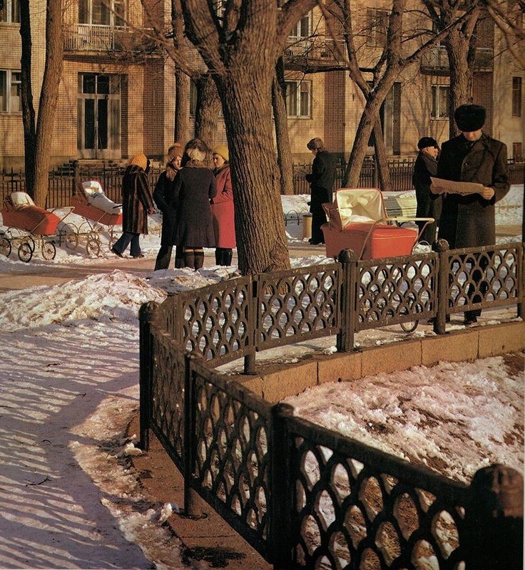   . .   1970- 1980- .