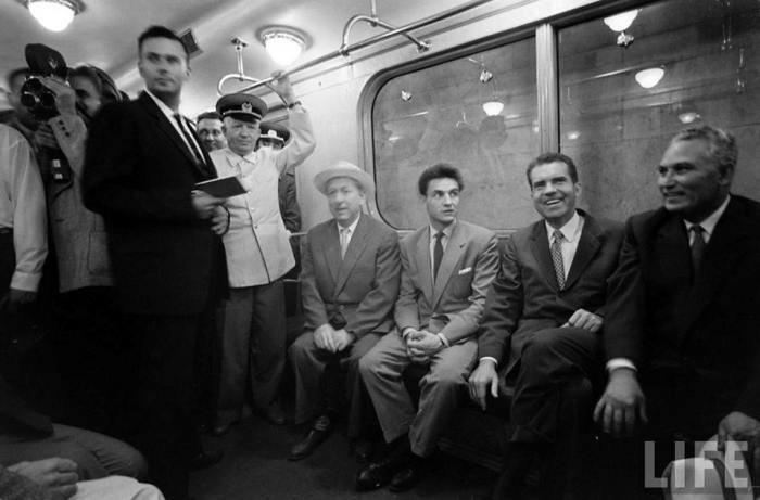 -      ,  1959 .