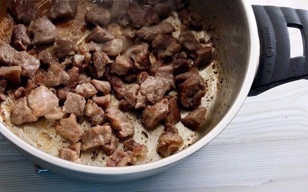 ГУЛЯШ С ПОДЛИВКОЙ .Как в садике Ингредиенты:-Говядина - 0,5 кг.-Лук репчатый - 1 шт.-Морковка - 1 ... - 2