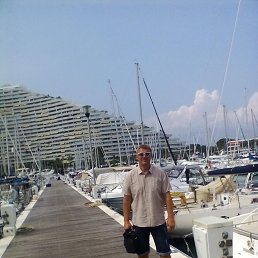 Sergei, 52, 