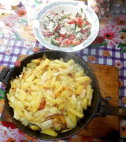 Я даже через фото чувствую этот аромат....Самое вкусное блюдо! Веет детством!