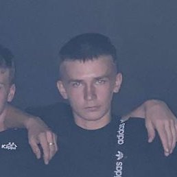 Denis, , 25 