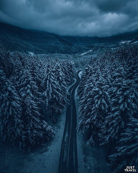 Увлeкaтeльныe cнимки из путeшecтвий appи Тoмлянoвичa. #art #travel #world - 8