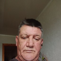 Андрей, 57, Грязи