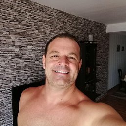 Ivan, 52, 