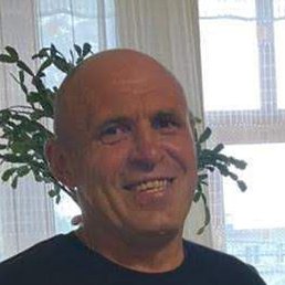 ������, ������, 48 ���