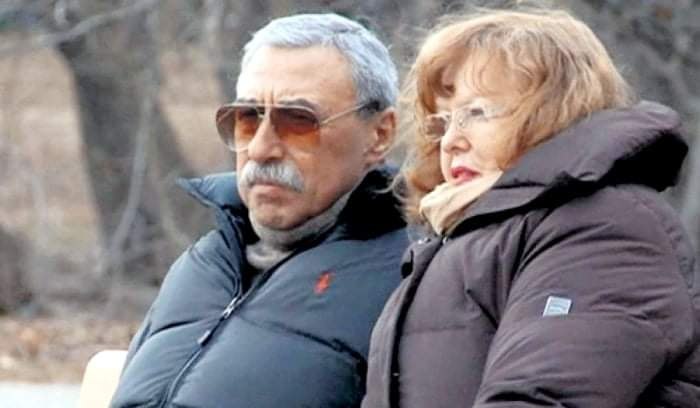    ,   .  , - ,  .   ... - 2