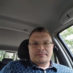 Alecsei, 50, 
