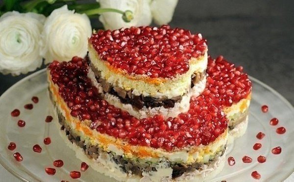 ТОП — невероятно вкусных салатов для праздничного стола.1. САЛАТ