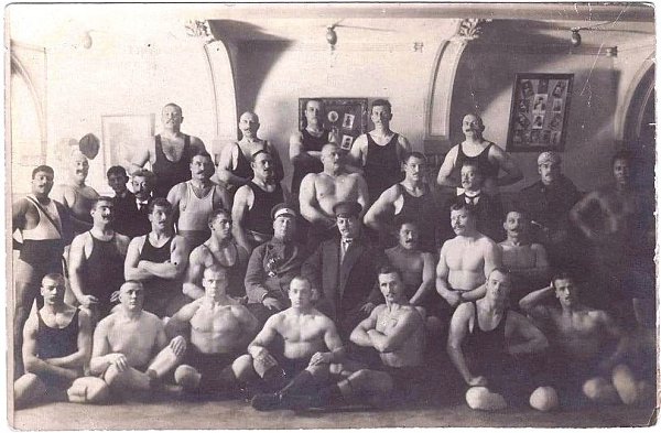 Олимпийская сборная Российской Империи по борьбе. 1912.#СпортЭтоЖизнь #Фото