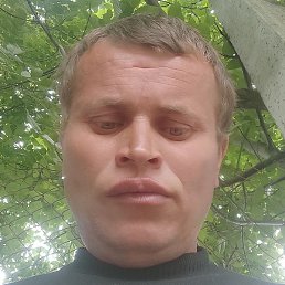 Valeriu, , 42 