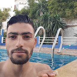 Abdou, 25, 