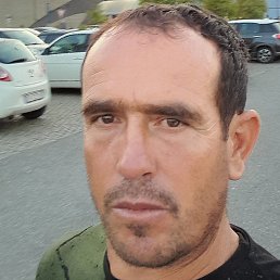 Besnik Celmeta, ������, 46 ���