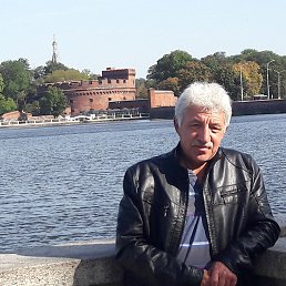 Pavel, 62 , 