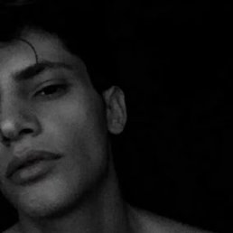 Adem, ����, 25 ���