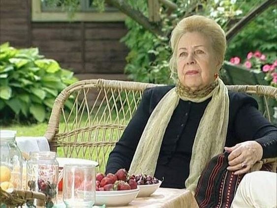 Инна Макарова: Я сибирячка! Я в семь лет с медведем в лесу тет-а-тет общалась... У меня мама была ... - 2