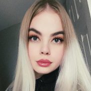 Veronika, 23 , 