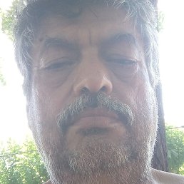 Isidro, �������, 62 ����