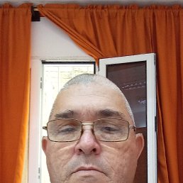 Pedro, 58, 