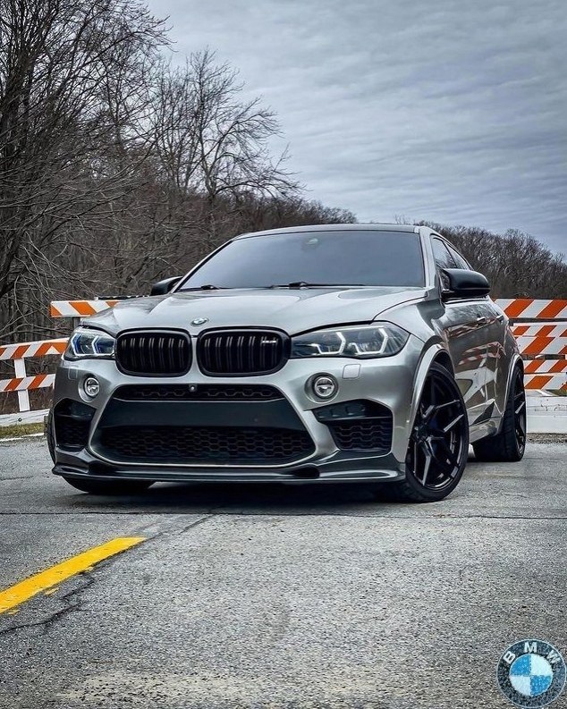 o BMW X6M - 2