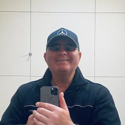 Alex, 48, 