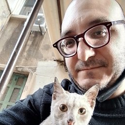 Elie, 35, 