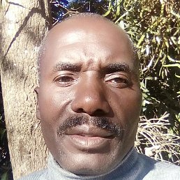 Emmanuel, ������, 52 ����