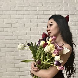 Camilla, , 23 