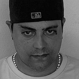 Black, �����, 40 ���