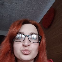 Юлія, 34, Ровно