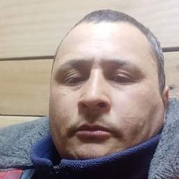 Abdugafur, �����������, 44 ����