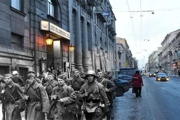 :) Бывший морской летчик, а ныне фотограф Сергей Ларенков создает потрясающие коллажи, совмещая ... - 10