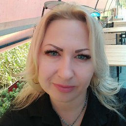 Oksana, 50, 