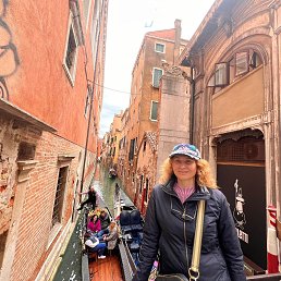 Diana, 49, 