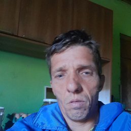 Sergio, 41, 