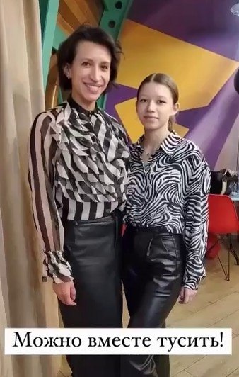 Лена Борщова показала старшую дочку. 43-летняя экс-участница «Comedy Woman» Елена Борщева и тренер ... - 2