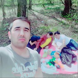 Mohsen, 32, 