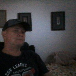 Oleksii, 47, 