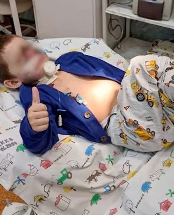 Как хирург отстоял свой выбор, пришив лицо ребенку.В Краснодаре хирург, проведший уникальную ...