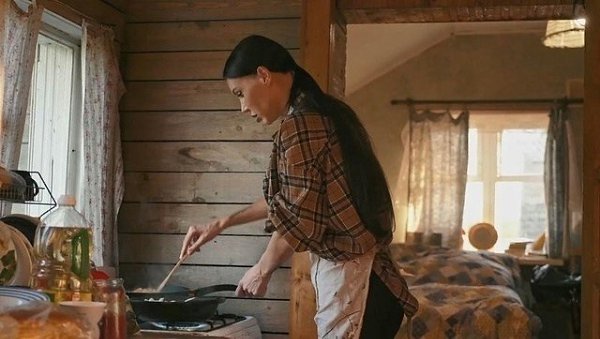 «Мы спустились с небес на землю» Джиган и Оксана Самойлова с детьми переехали в деревню под ... - 6